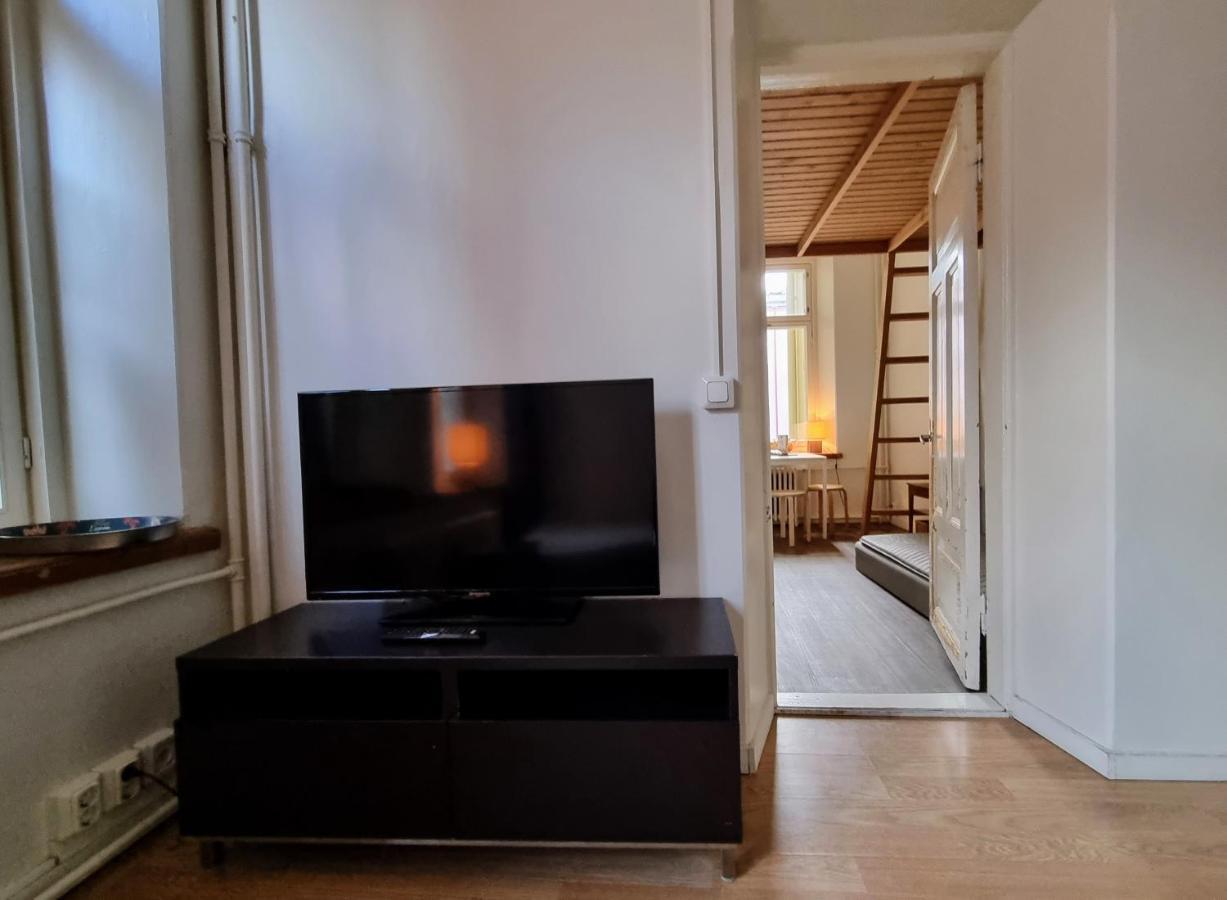 4 Blocks From Stockmann Apartment Хелзинки Екстериор снимка