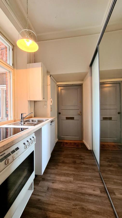 4 Blocks From Stockmann Apartment Хелзинки Екстериор снимка